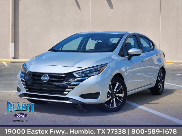 Used 2025 Nissan Versa SV FWD image 1
