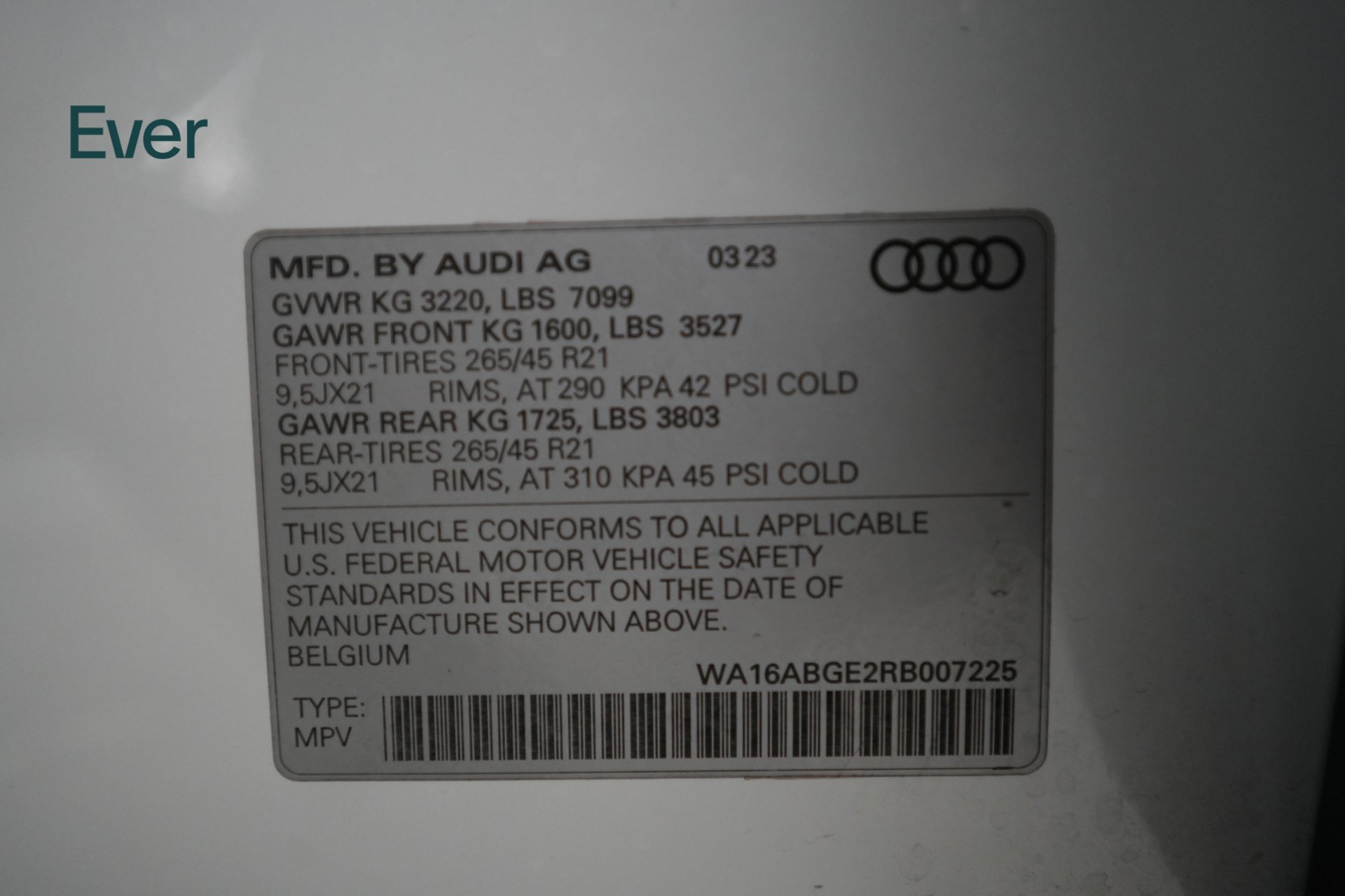 Used 2024 Audi Q8 e-tron Prestige w/ Prestige Package AWD/4WD image 28