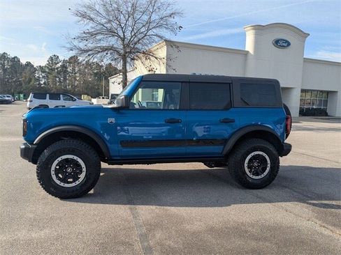 New 2025 Ford Bronco Big Bend w/ Black Diamond Package image 6