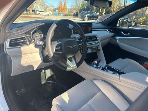 New 2025 Genesis G70 2.5T image 15
