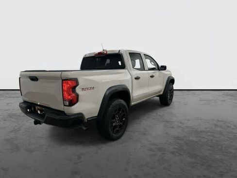 Used 2026 Chevrolet Colorado Trail Boss AWD/4WD image 3