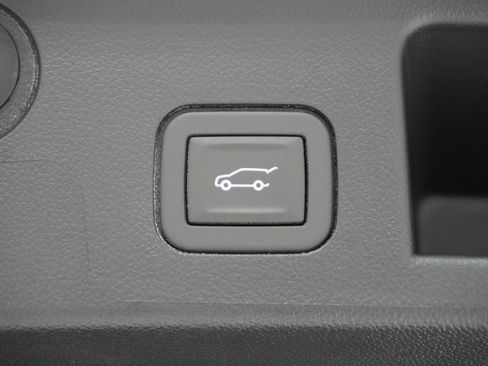 New 2026 Chevrolet Equinox RS w/ Convenience Package III image 7