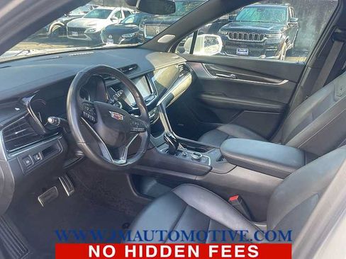 Used 2020 Cadillac XT6 Sport AWD/4WD image 2