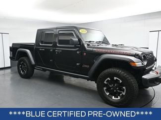 Used 2024 Jeep Gladiator Rubicon w/ Technology Group AWD/4WD video 2