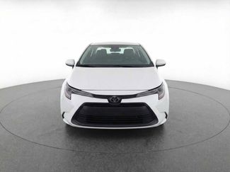 Used 2025 Toyota Corolla LE video 2
