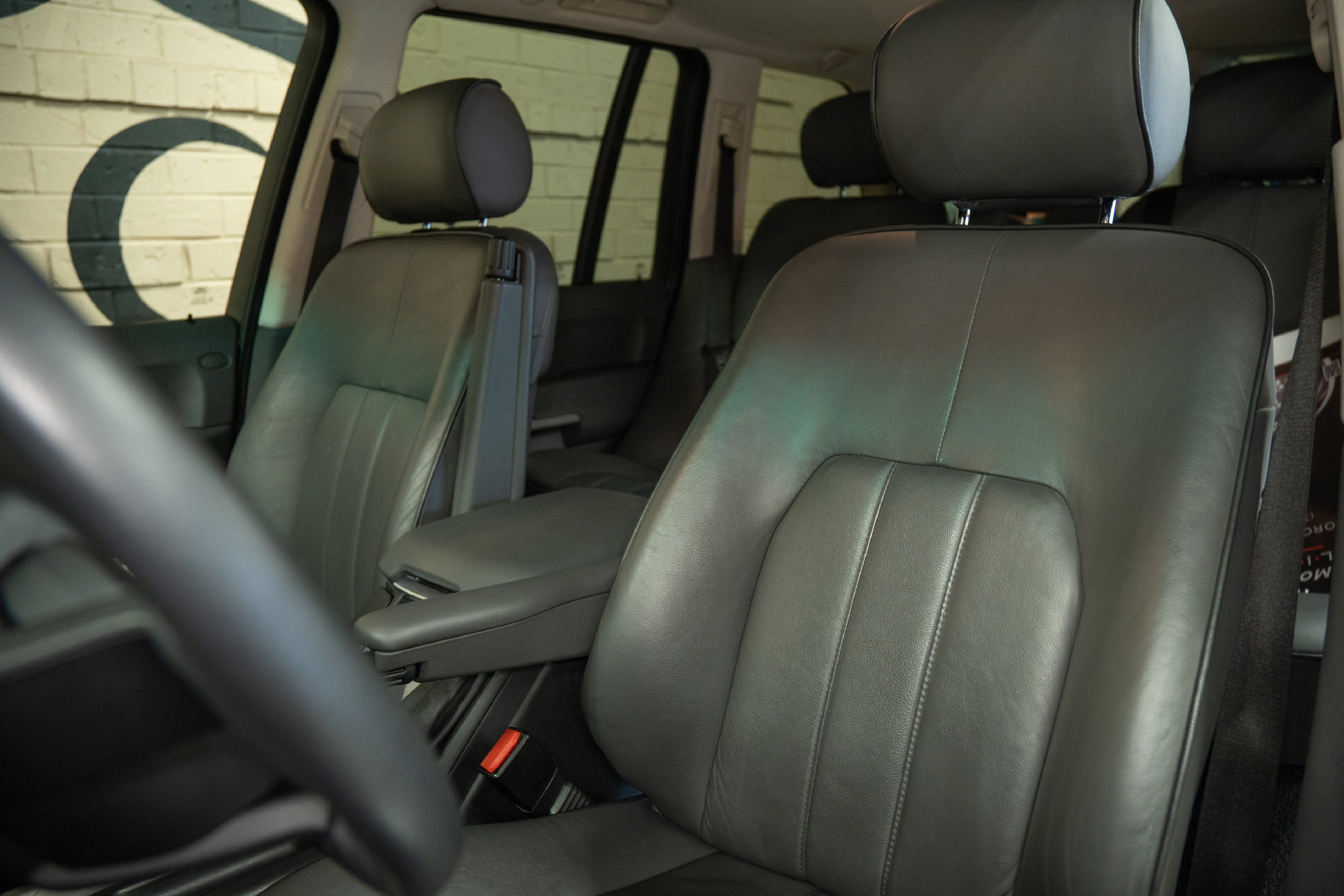 Used 2003 Land Rover Range Rover HSE AWD/4WD image 25