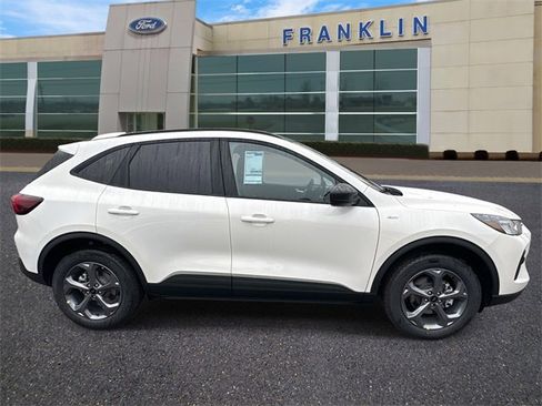 New 2026 Ford Escape ST-Line w/ Tech Pack #1 image 8