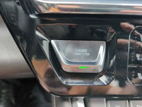 Used 2024 GMC Sierra 1500 Denali w/ Technology Package AWD/4WD image 19