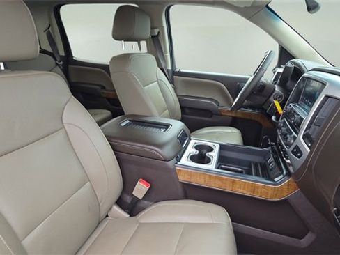 Used 2018 GMC Sierra 1500 SLT w/ SLT Premium Package image 16