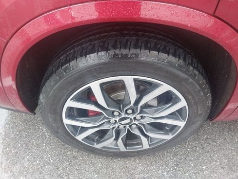Used 2022 Cadillac XT6 Sport w/ Technology Package AWD/4WD image 12