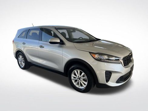 Used 2019 Kia Sorento L FWD image 3