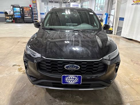 New 2026 Ford Escape ST-Line Select w/ Tech Pack #2 AWD/4WD image 3