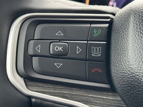 Used 2022 Jeep Wagoneer Series III w/ Rear Seat Video Group 1 image 20