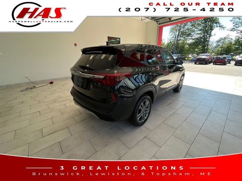 Used 2023 Kia Seltos LX AWD/4WD image 7