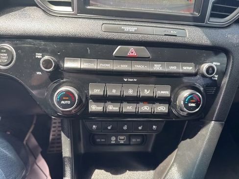 Used 2017 Kia Sportage SX FWD image 39