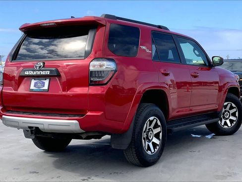 Used 2024 Toyota 4Runner TRD Off-Road AWD/4WD image 22