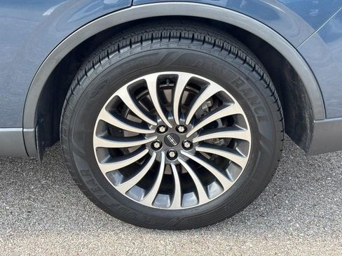 Certified 2020 Lincoln Aviator Reserve w/ Class IV Trailer Tow Package AWD/4WD image 10
