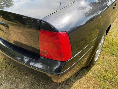 Used 1999 Volkswagen Passat GLS image 7