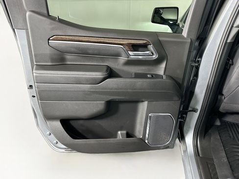 Used 2024 GMC Sierra 1500 Elevation image 25