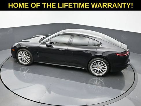 Used 2017 Porsche Panamera 4 AWD/4WD image 61
