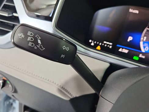 New 2026 Volkswagen Taos SE AWD/4WD image 27