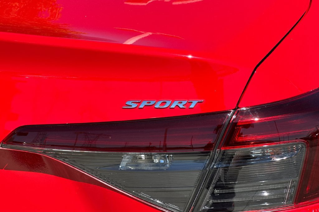 Certified 2025 Honda Civic Sport image 32