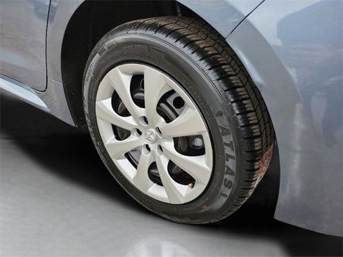 Used 2024 Toyota Corolla LE image 33