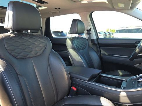 Certified 2022 Hyundai Palisade Limited image 11