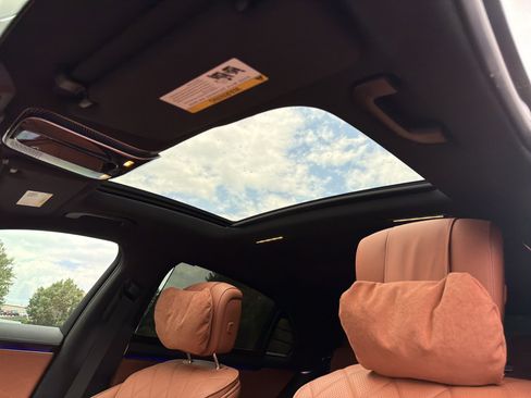 Used 2024 Mercedes-Benz S 580 4MATIC Sedan image 9