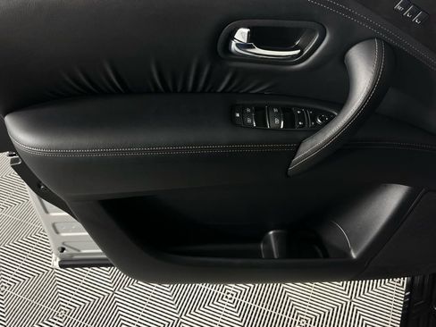 Used 2024 Nissan Armada Platinum w/ Captain's Chairs Package image 21