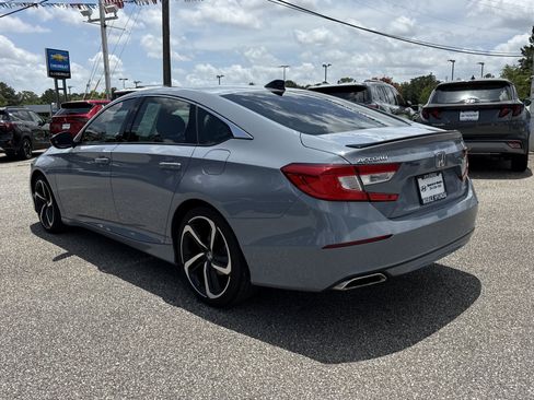 Used 2022 Honda Accord Sport image 5
