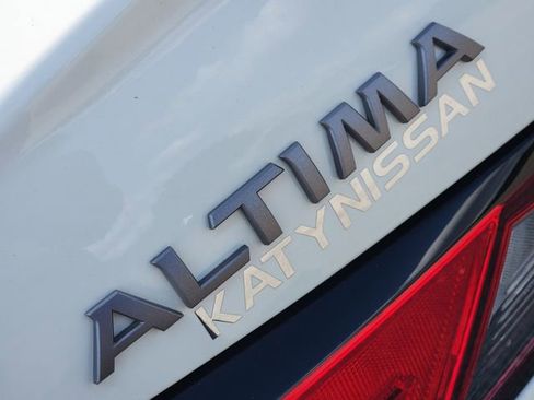New 2025 Nissan Altima 2.5 S image 9