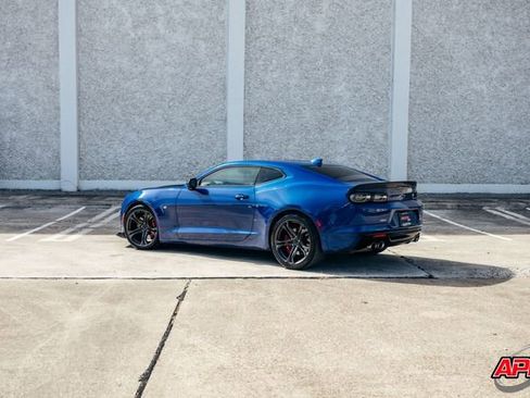 Used 2019 Chevrolet Camaro SS image 53