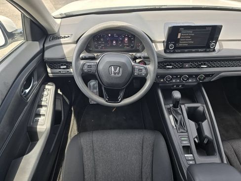 Used 2023 Honda Accord EX image 13
