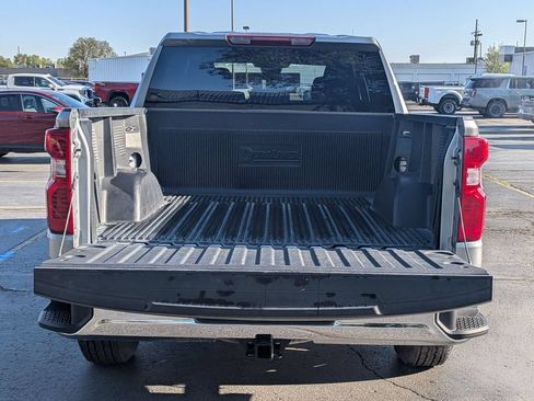 Used 2025 Chevrolet Silverado 1500 LT AWD/4WD image 35