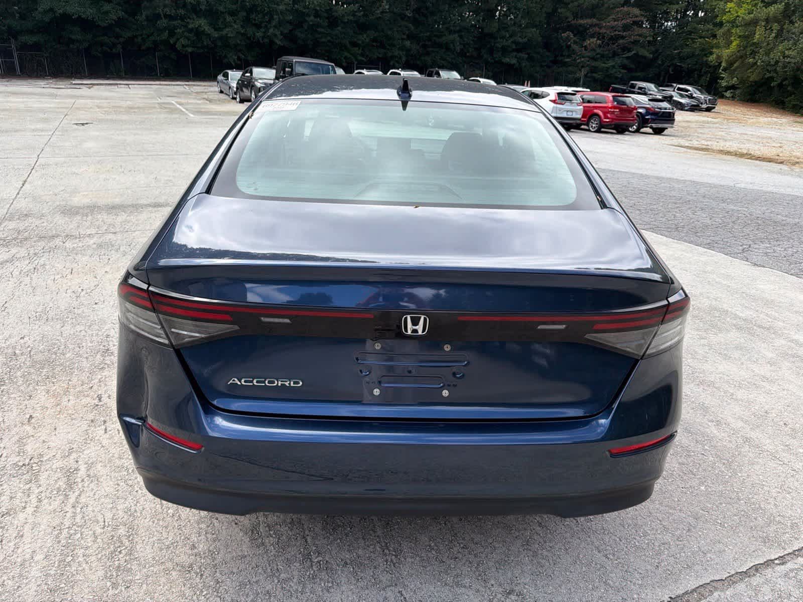 Used 2023 Honda Accord EX image 10