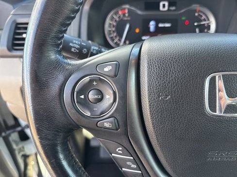 Used 2017 Honda Pilot EX-L image 29