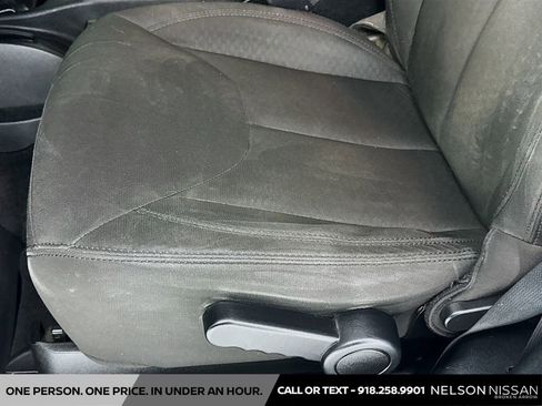 Used 2017 Jeep Wrangler Sport image 17