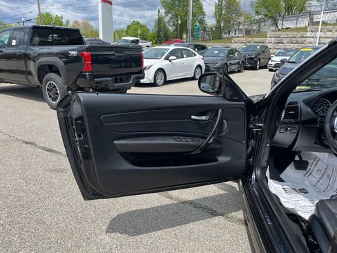 Used 2013 BMW 135i Convertible RWD image 10