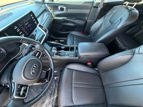 Certified 2021 Kia Sorento S FWD image 14