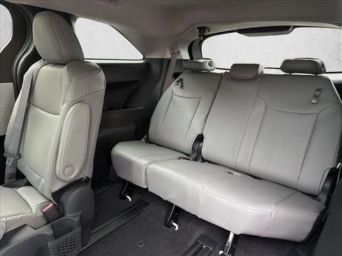 Certified 2025 Toyota Sienna XLE AWD/4WD image 23