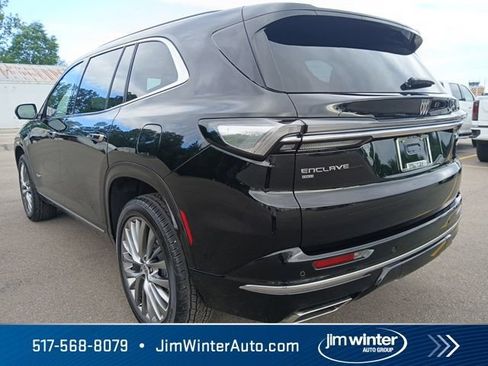 Used 2025 Buick Enclave Avenir w/ LPO, Floor Liner Package AWD/4WD image 10