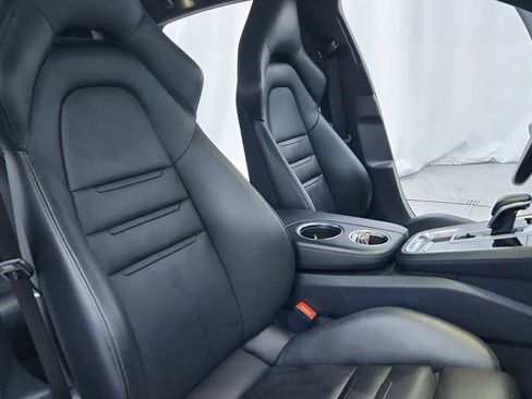 Used 2019 Porsche Panamera Turbo image 23