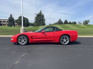 Used 2001 Chevrolet Corvette Convertible w/ Preferred Equipment Group2 RWD video 2