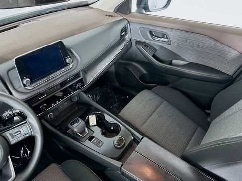 Certified 2023 Nissan Rogue SV image 30