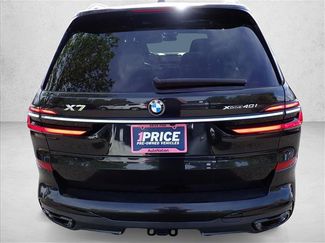 Used 2023 BMW X7 xDrive40i w/ M Sport Package AWD/4WD video 3