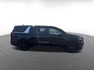 Used 2026 Kia Carnival FWD video 2