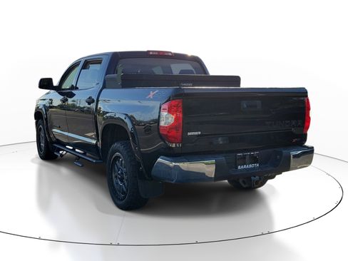 Used 2017 Toyota Tundra SR5 w/ SR5 Upgrade Package AWD/4WD image 4
