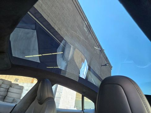 Used 2023 Tesla Model S Standard Range image 17