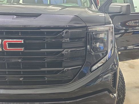 New 2026 GMC Sierra 1500 Elevation AWD/4WD image 30